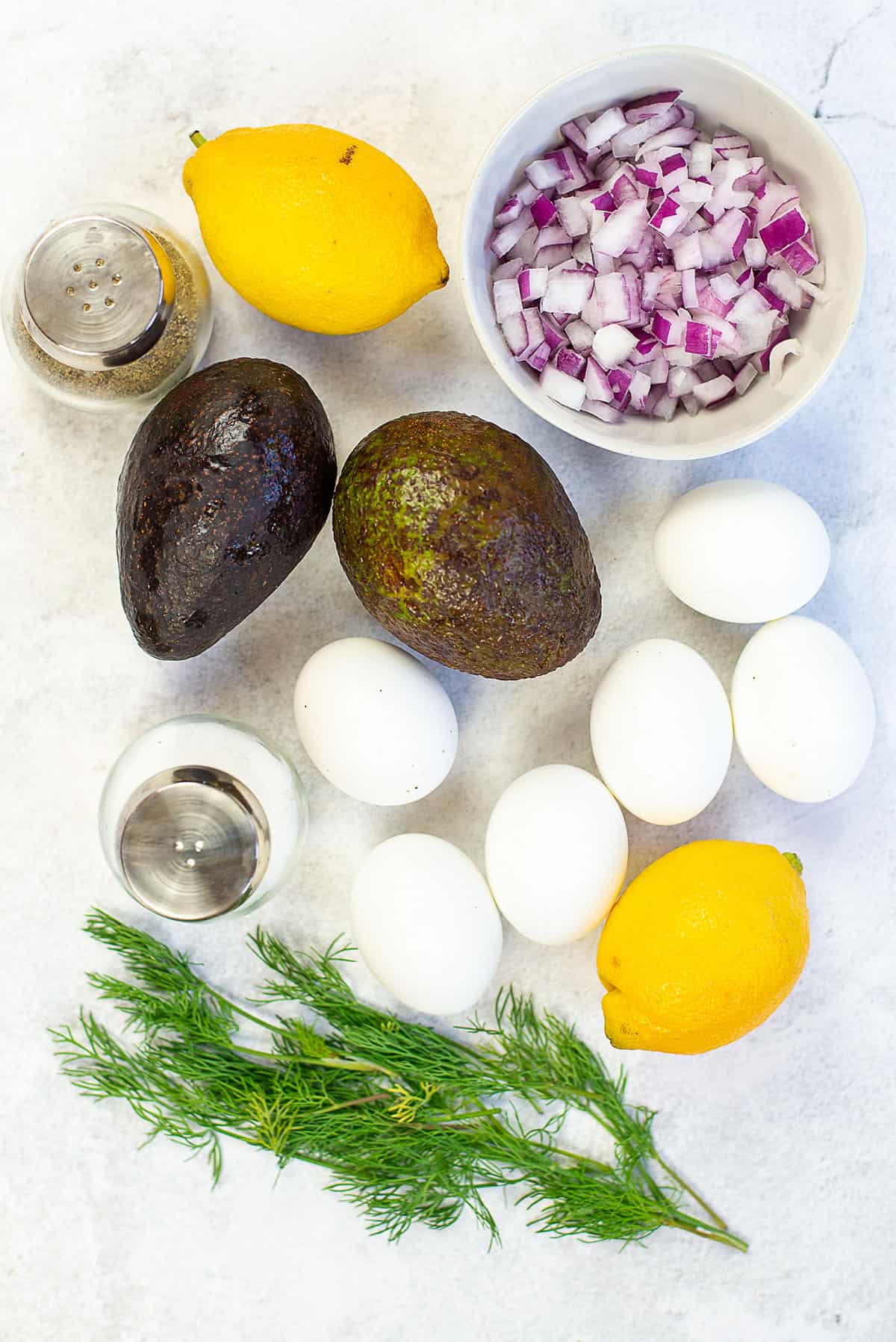 avocado egg salad ingredients.