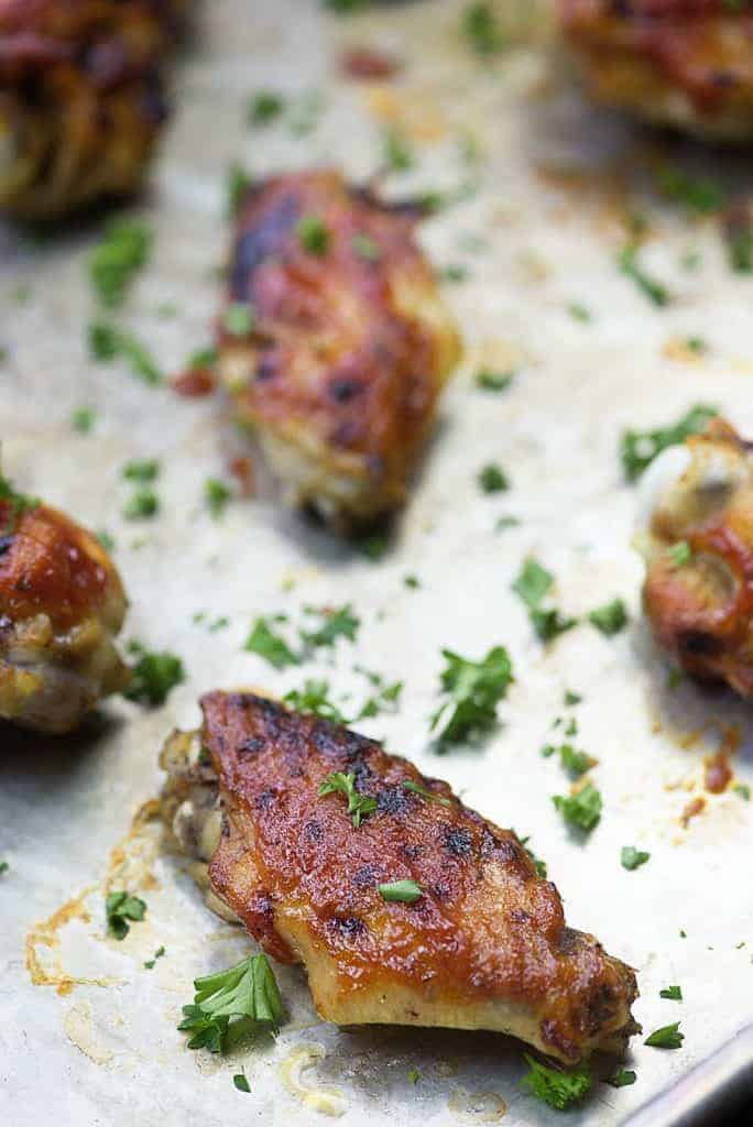 Slow Cooker Chicken Wings with BBQ Sauce!