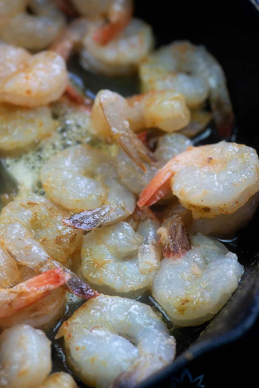 how to cook shrimp in cast iron skillet