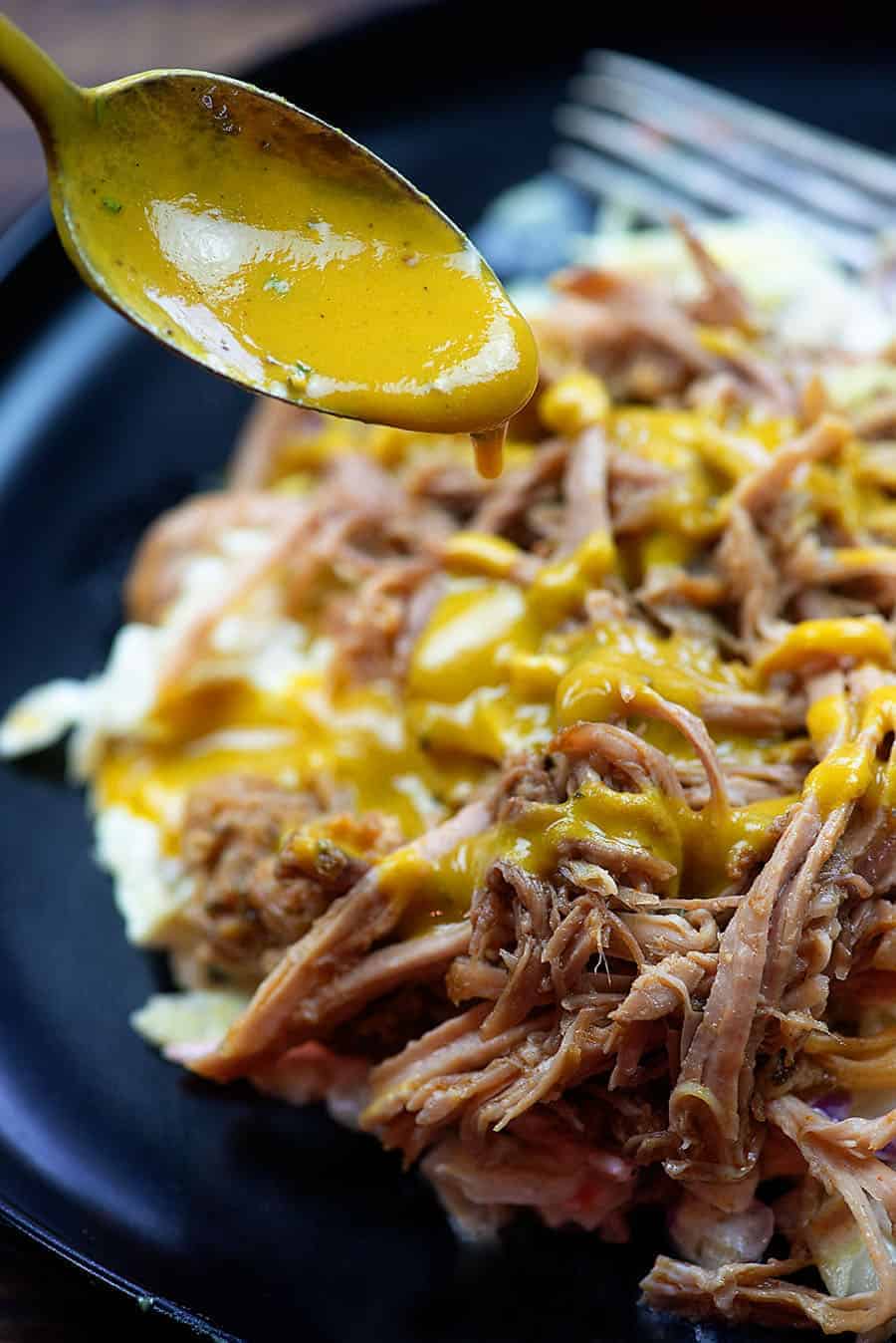 Keto Slow Cooker Pulled Pork Recipe • Low Carb Nomad