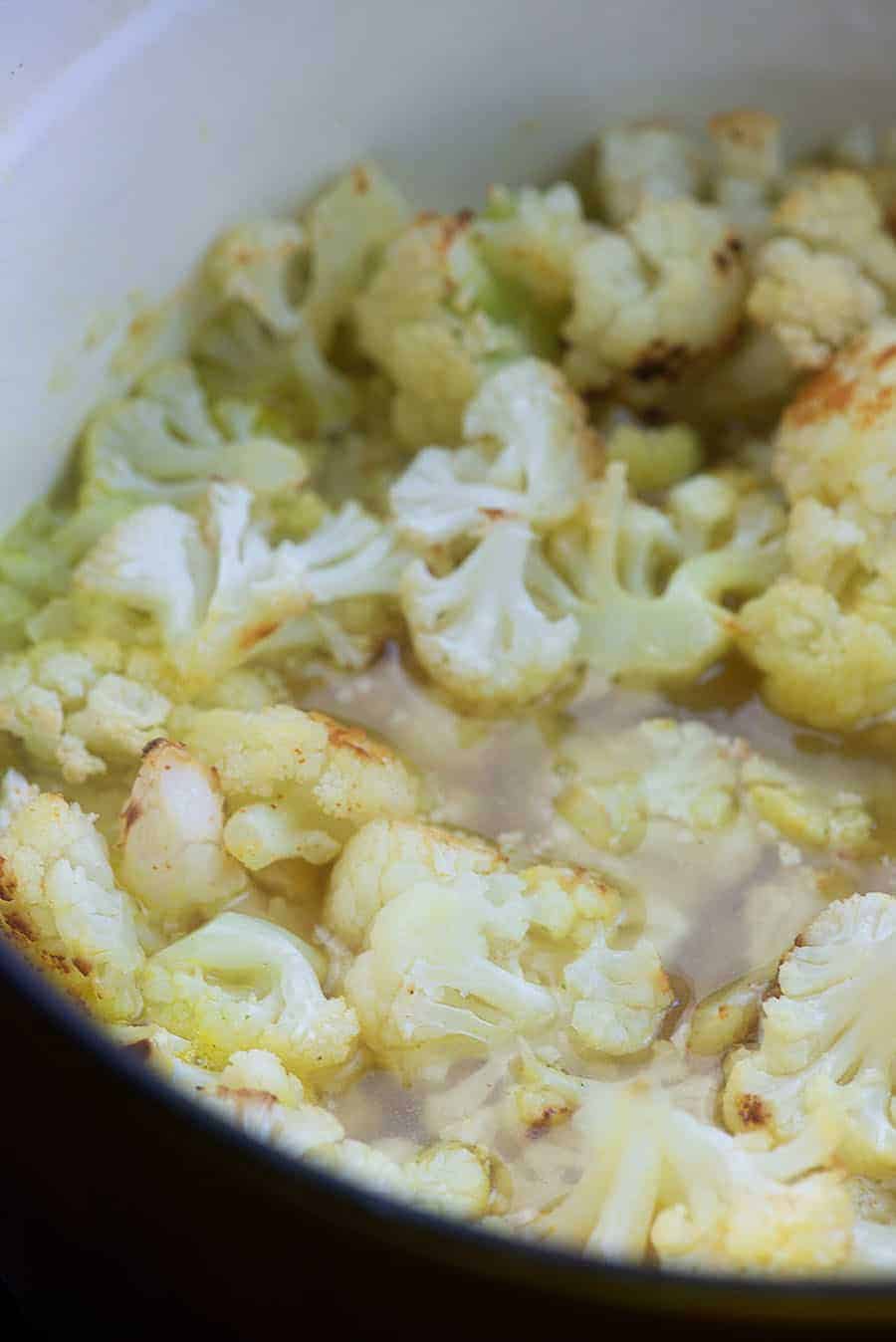 cauliflower soup in pot
