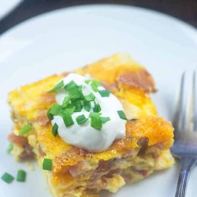 Low Carb Breakfast Casserole with ham!! Packed with protein and flavor, low in carbs! #lchf #keto #breakfast #recipes