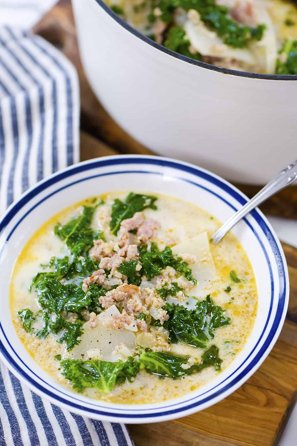 Bowl of zuppa toscana soup.