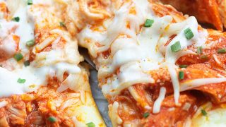 Low Carb Buffalo Chicken Pizza!! #keto #lowcarb #pizza