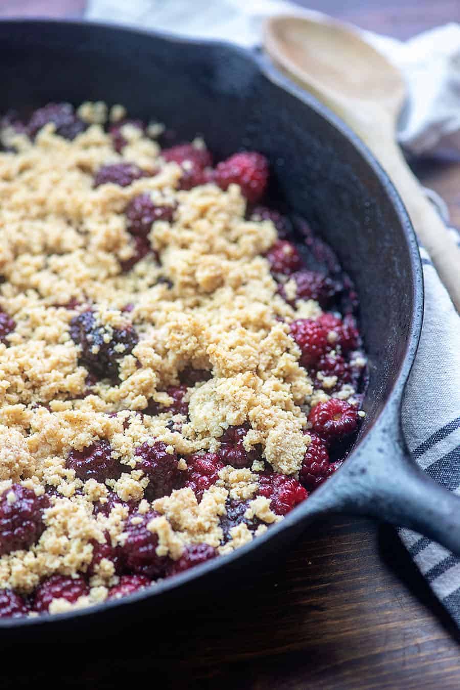 blackberry cobbler in a cast iron skillet