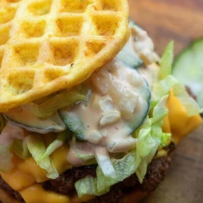 Burger Bun Chaffle - SeriousKeto