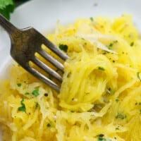 spaghetti squash with garlic butter