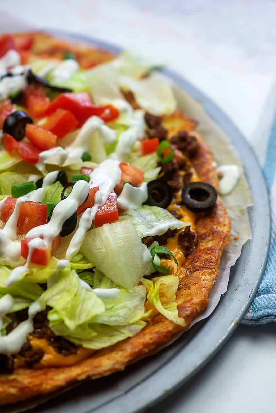 The BEST Taco Pizza on a LOW CARB crust! | thatlowcarblife.com