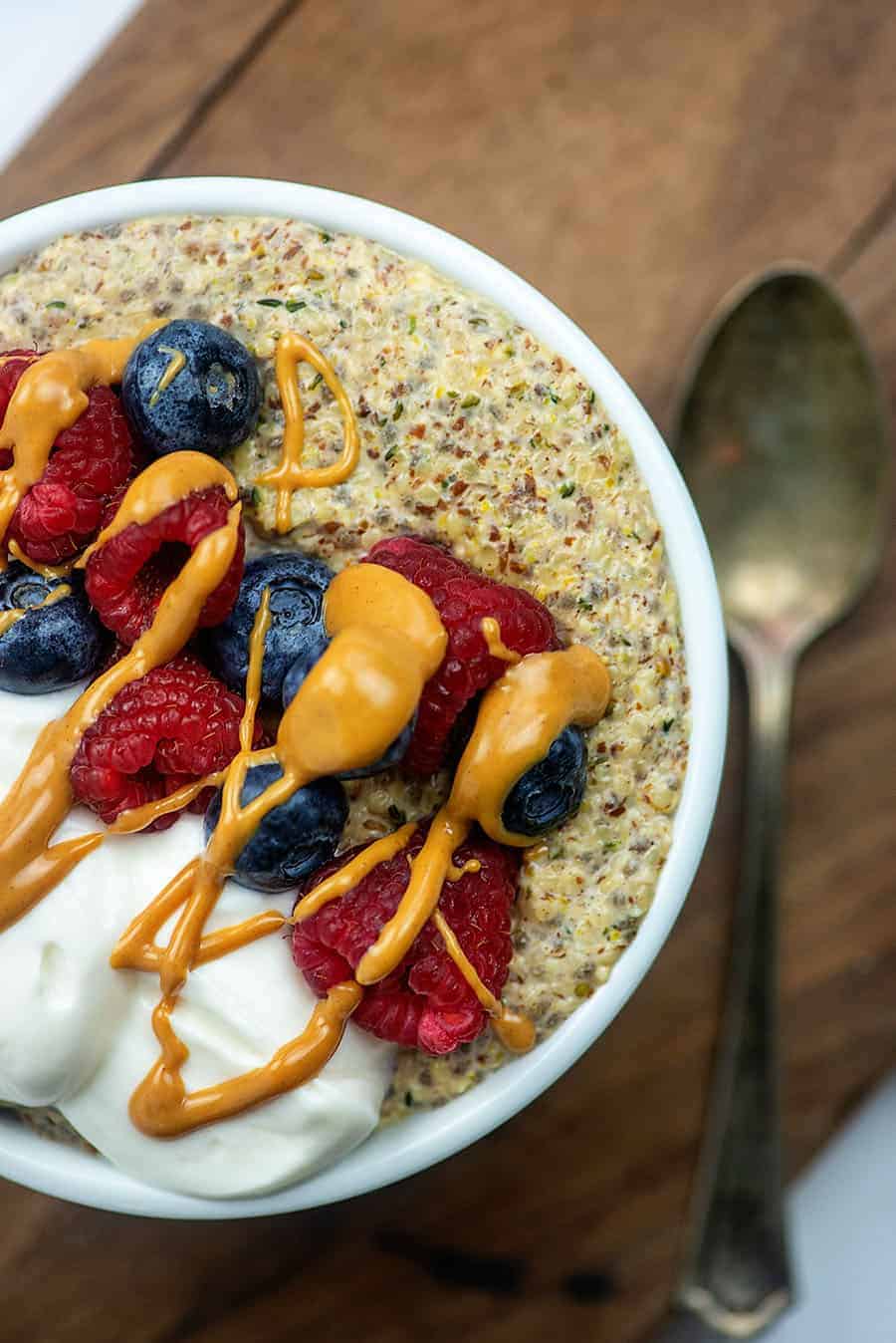 keto-oatmeal-breakfast-bowl-that-low-carb-life