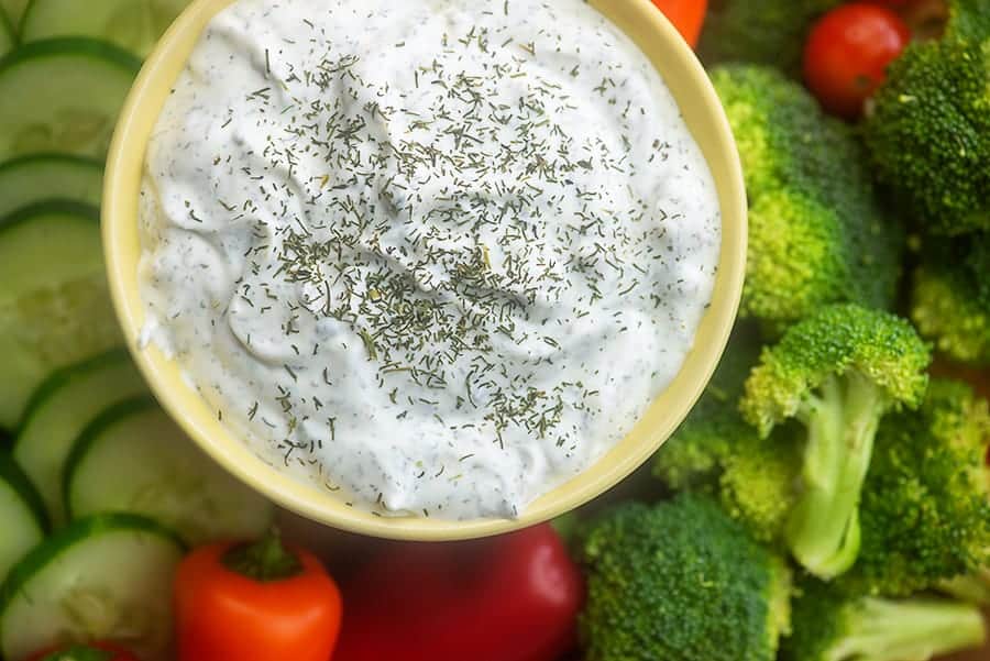 veggie dip with fresh vegetables