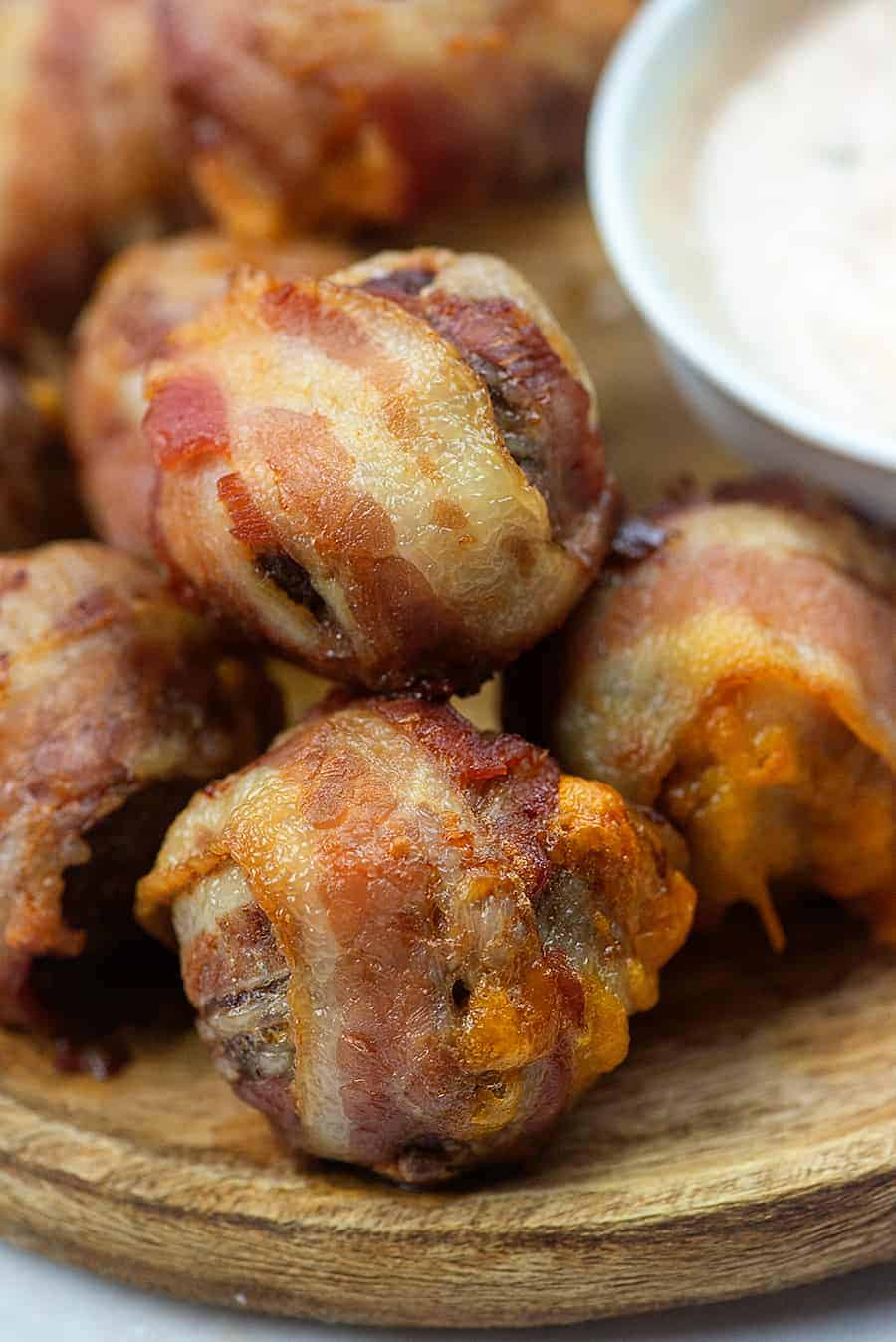 bacon cheeseburger bombs