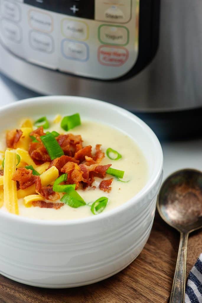 Instant Pot Cauliflower Soup - That Low Carb Life