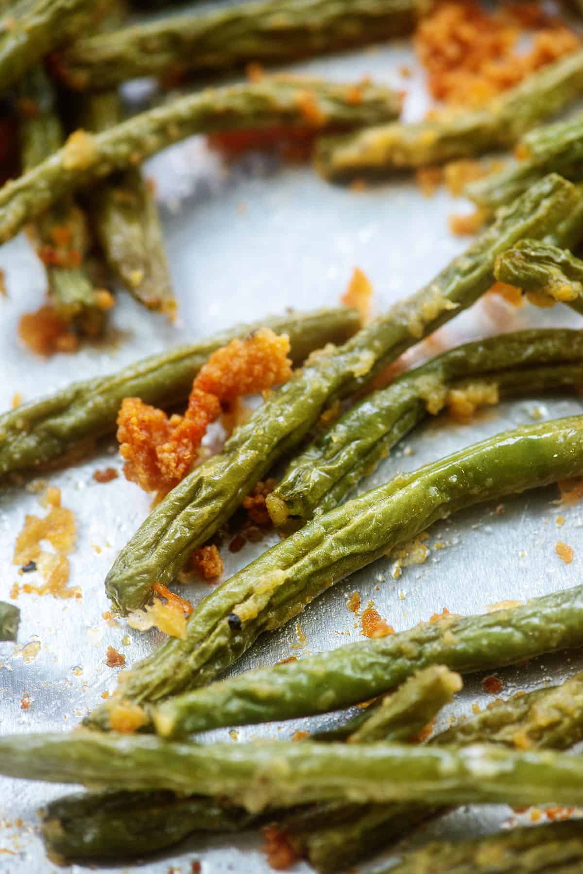 green beans on baking sheet.