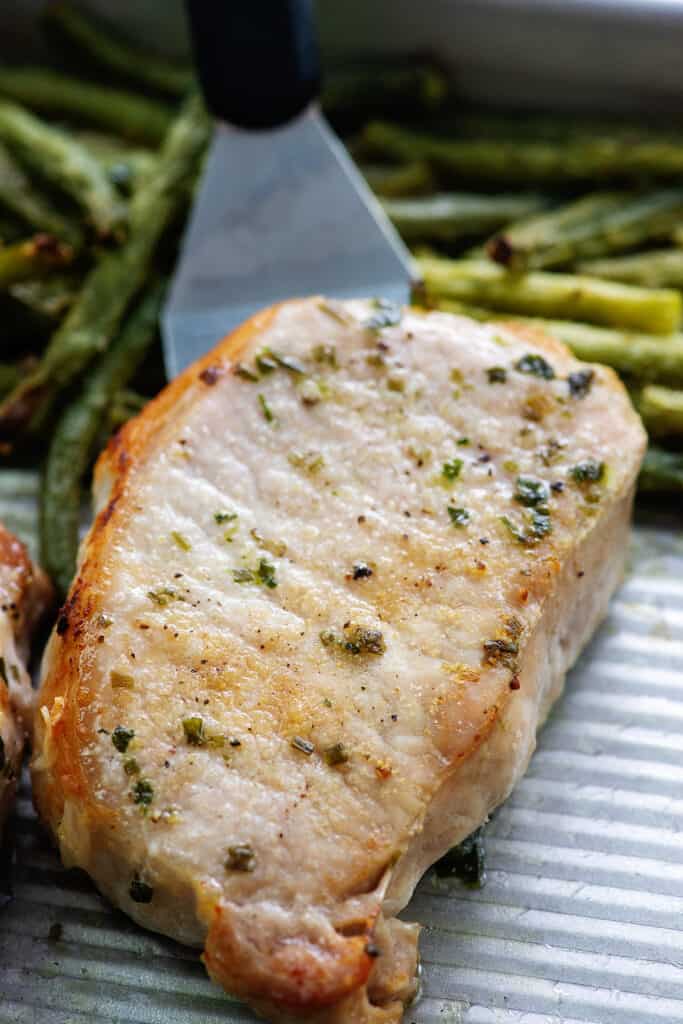 sheet pan pork chops and green beans.