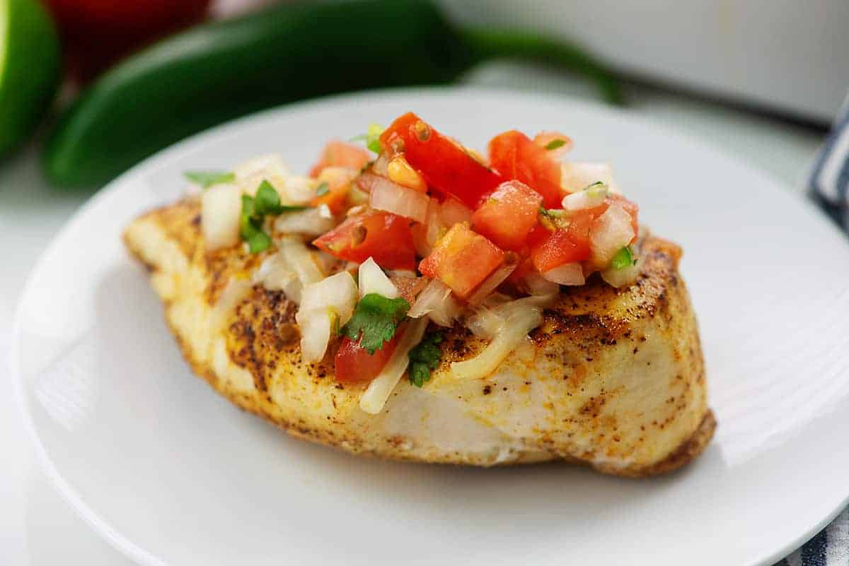 Salsa Fresca Chicken Bake - That Low Carb Life