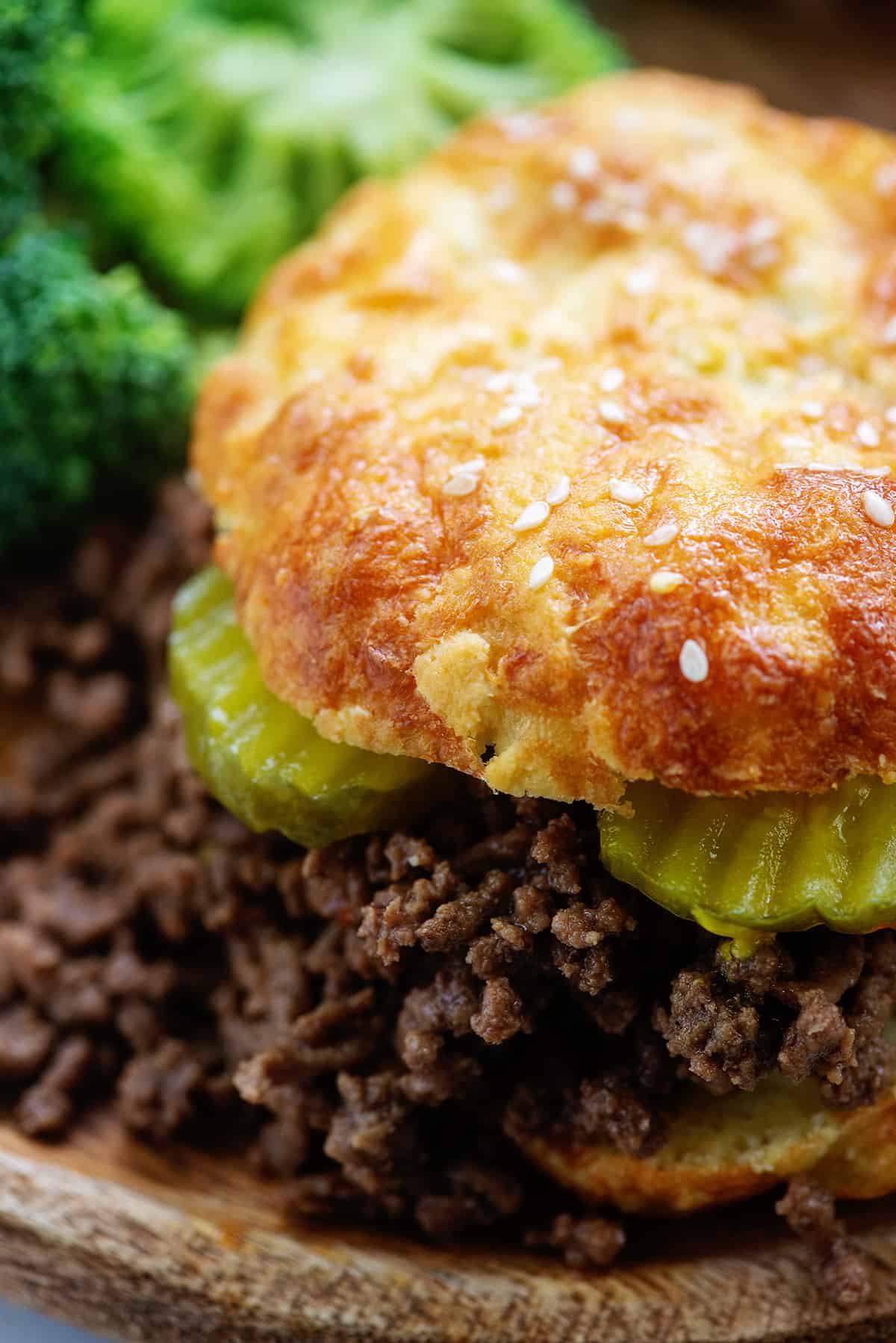 Juicy Minced Beef Pie: A Comforting Low Carb Dinner