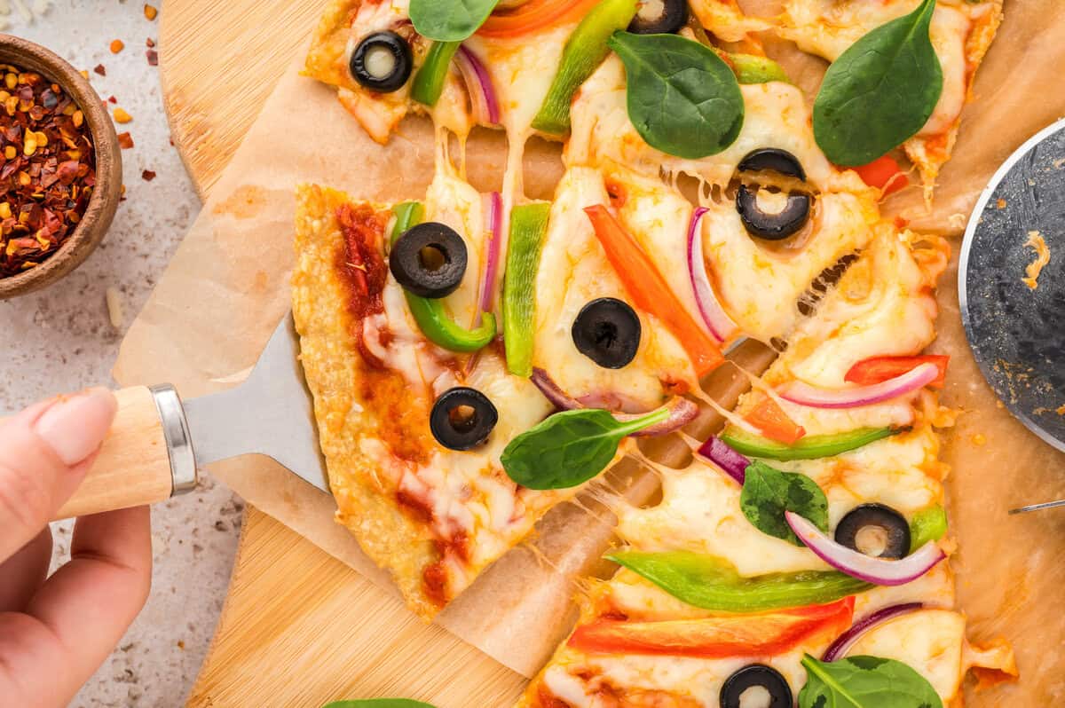 Chicken Crust Pizza - That Low Carb Life
