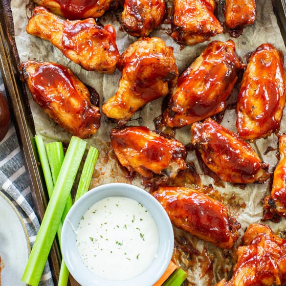 Crispy Baked Chicken Wings | That Low Carb Life