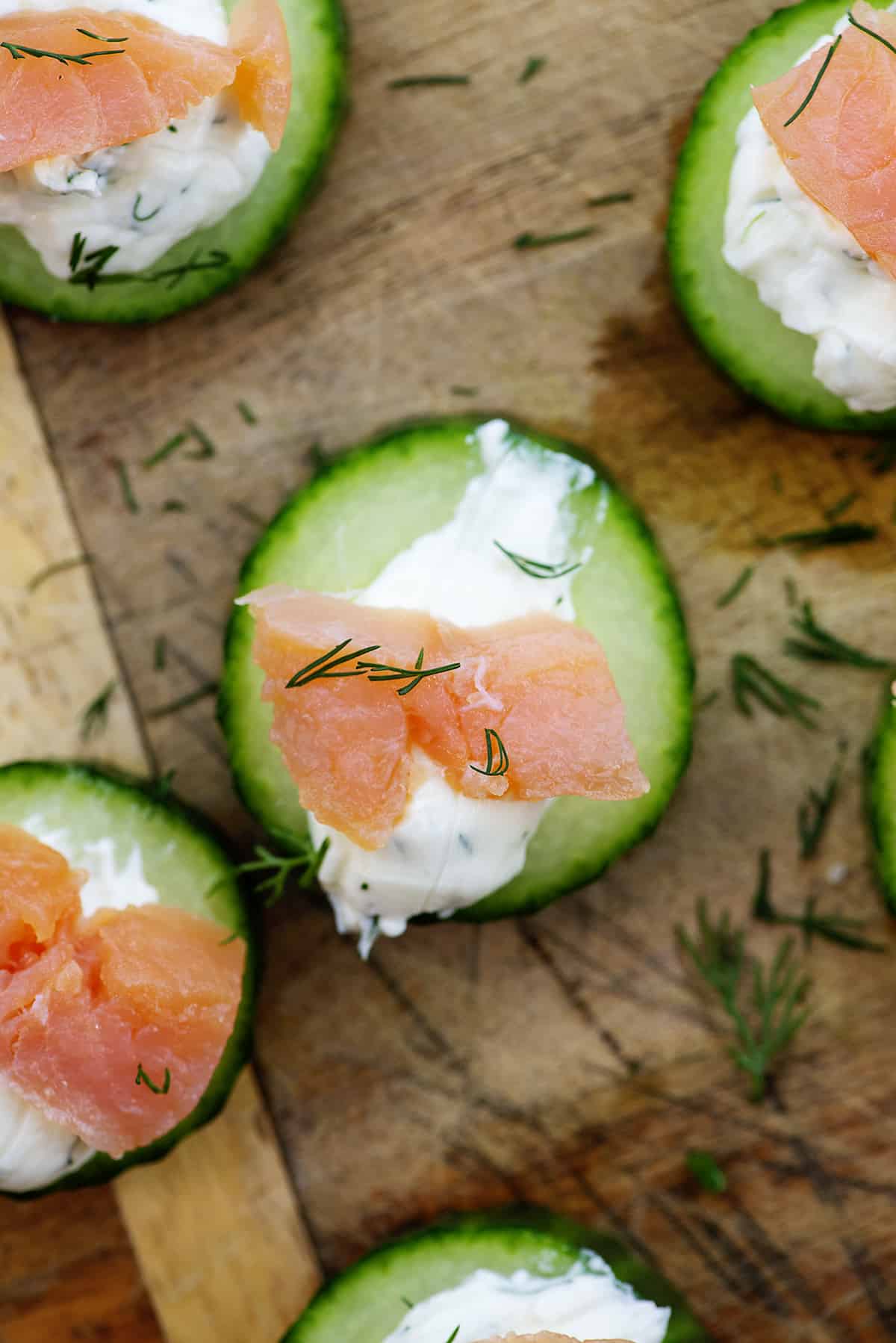 Smoked Salmon Appetizer with Cucumber and Lemon Dill Cream Cheese