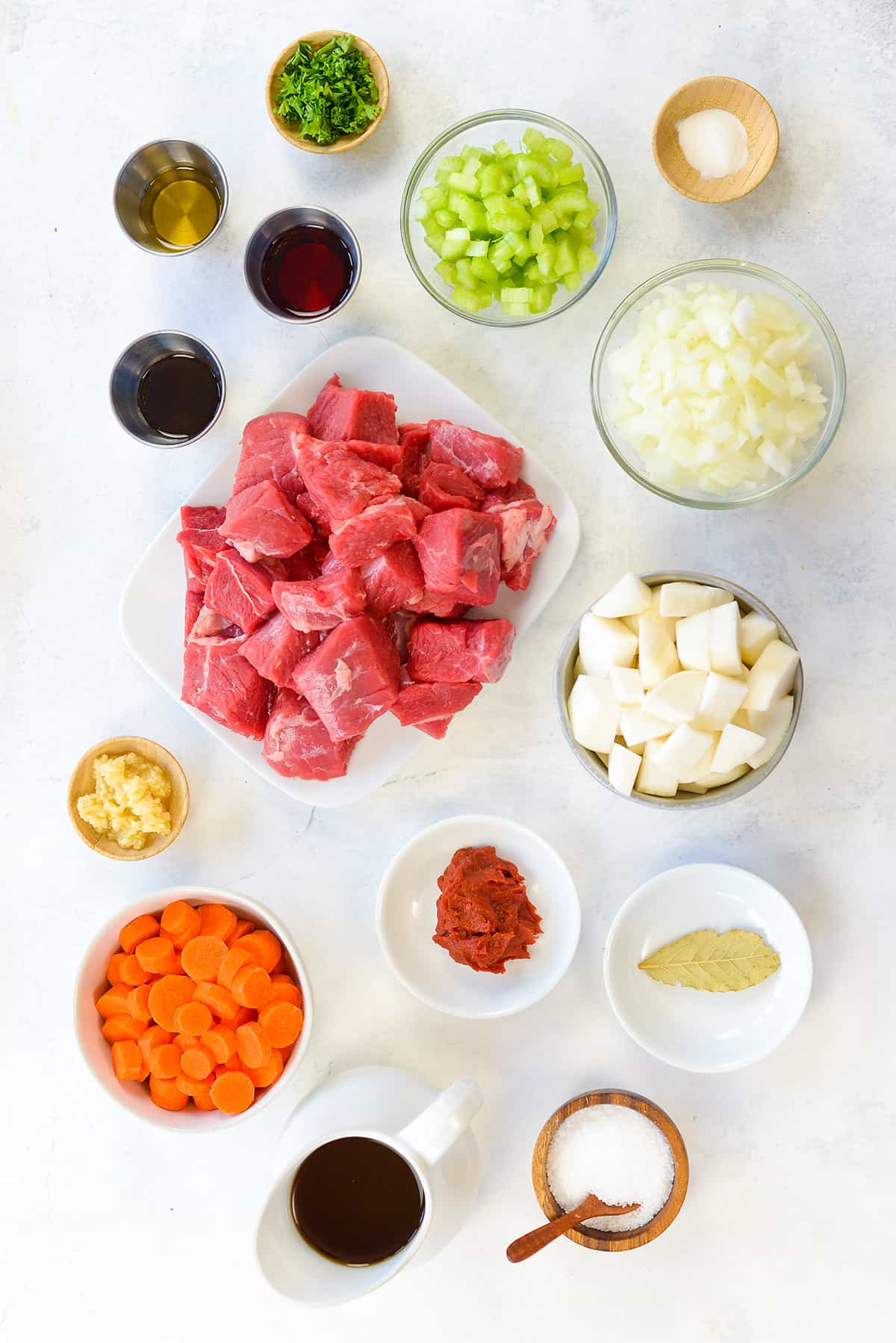 Ingredients for crockpot beef stew recipe.
